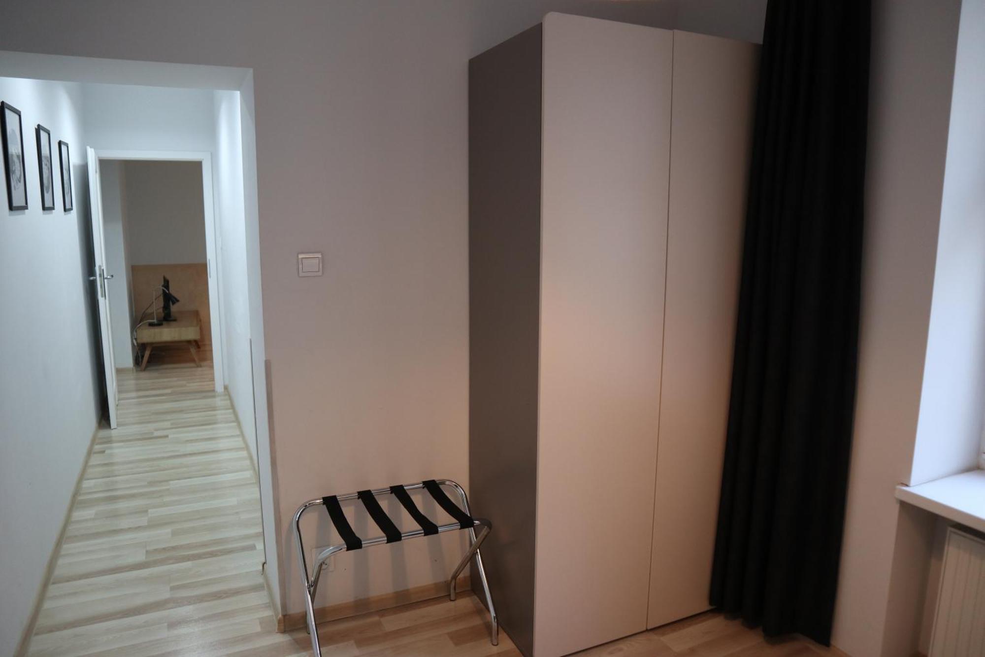 Mimosa Rooms Poznań Exteriör bild